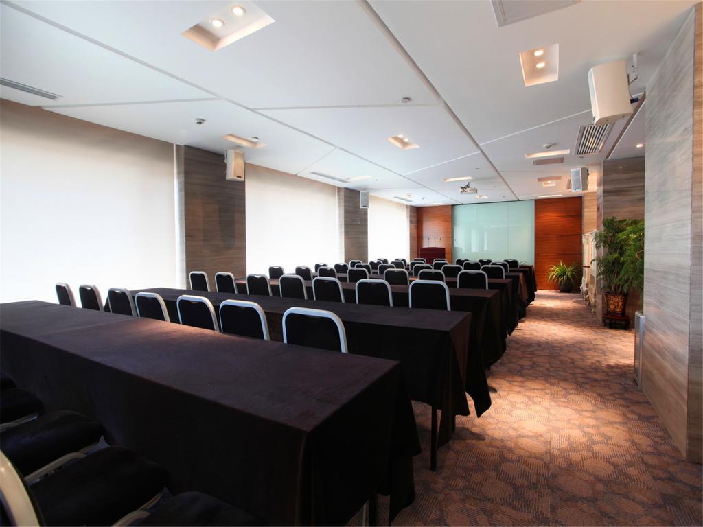 New Grand Dynasty Hotel Chaoyang  Exterior photo